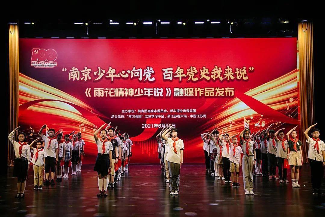 解题蜗牛,亮眼吸睛的柠檬黄色毛衣,更适合哪些肤色的女生穿搭?问答平台